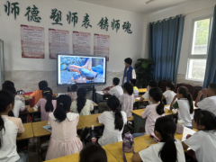 <b>”一位正在翻阅指南后暗示</b>