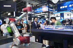 “AI4S”的冲破不只表现正在生命科